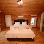 Lucida - Town - With Private Pool, Nature Views And Sea Serenity *