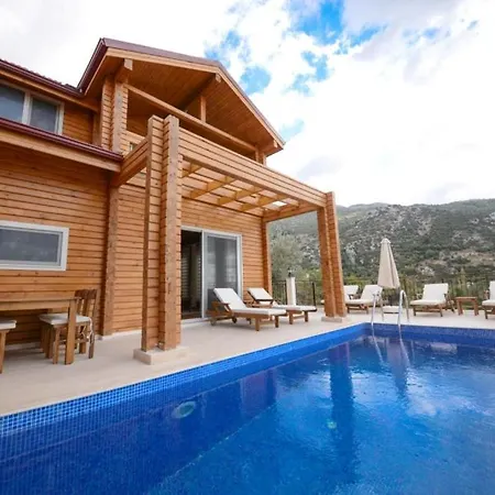 Villa Lucida - Islamlar Town - With Private Pool, Nature Views And Sea Serenity