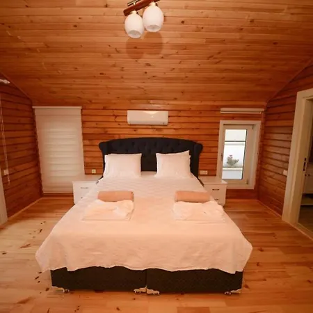 Lucida - Islamlar Town - With Private Pool, Nature Views And Sea Serenity *