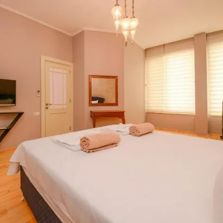 Lucida - Islamlar Town - With Private Pool, Nature Views And Sea Serenity Villa