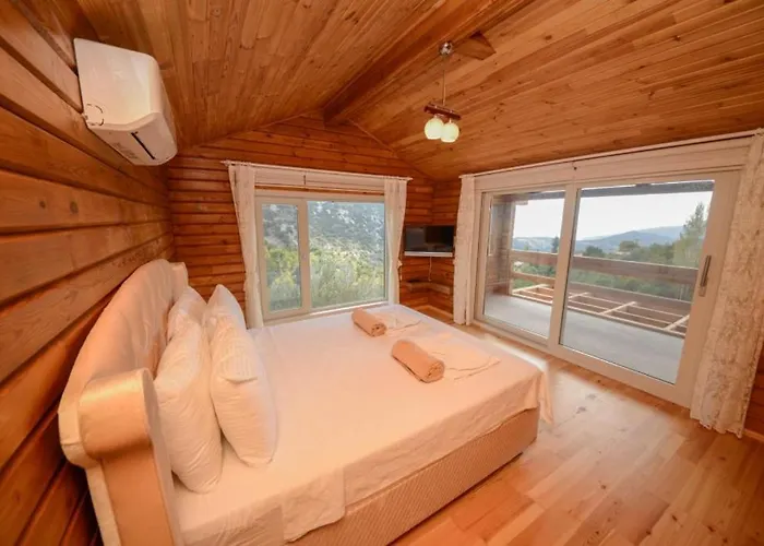 Villa Lucida - Town - With Private Pool, Nature Views And Sea Serenity
