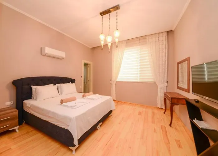 Lucida - Town - With Private Pool, Nature Views And Sea Serenity Villa *