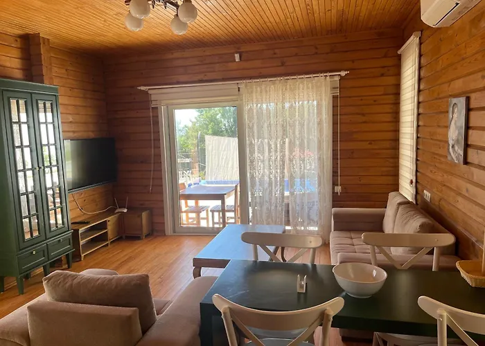 Lucida - Town - With Private Pool, Nature Views And Sea Serenity *