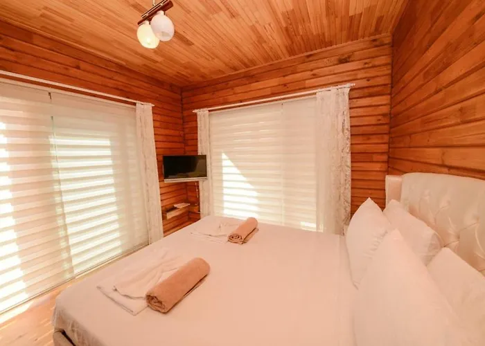 Villa Lucida - Town - With Private Pool, Nature Views And Sea Serenity Islamlar (Mediterranean)