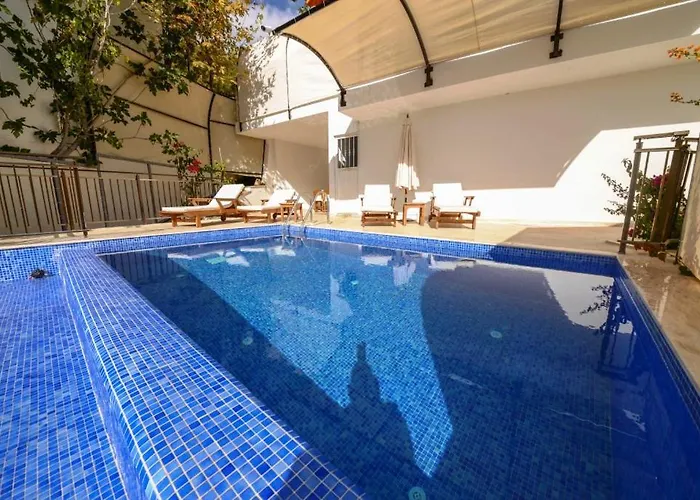 Villa Lucida - Town - With Private Pool, Nature Views And Sea Serenity